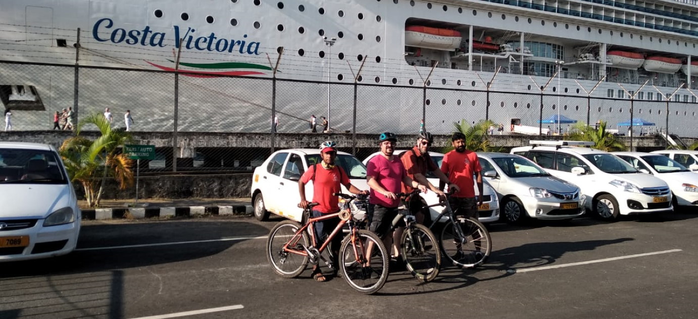Fort Kochi Bike Tour with Cruise Pickup - Explore the historical heritage sites of Kochi